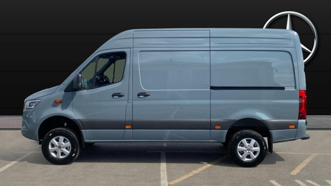 Mercedes-Benz Sprinter 319Cdi L2 Diesel Awd 3.5t H2 Pro Van 9G-Tronic - Image 7
